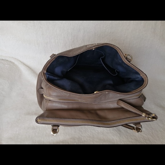 Authentic Coach Purse - Picture 4 of 5